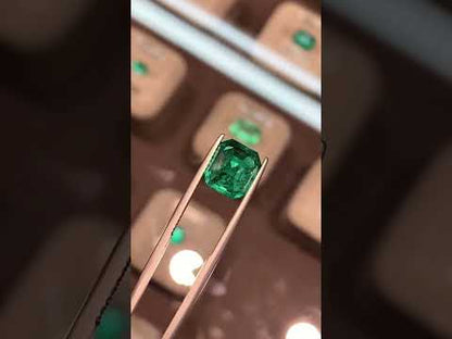 4.18 Carats Beautiful Natural Columbian Emerald